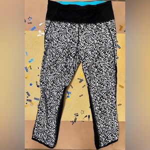 Black/White Lululemon Leggings